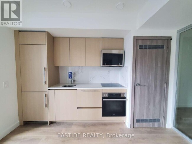 Photo du bâtiment - 38 Widmer St