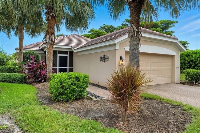 Building Photo - 2427 Woodbourne Pl