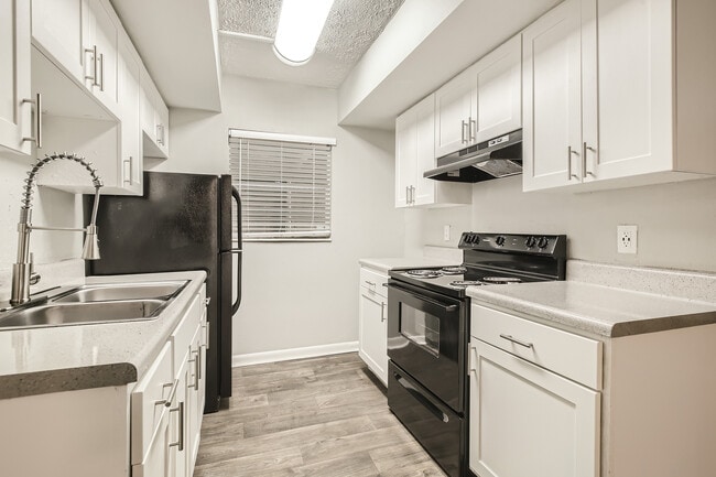 Building Photo - Alderman Park Apartments