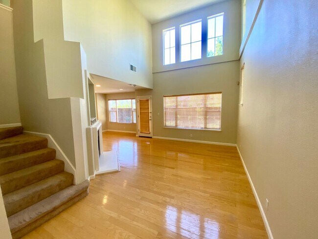 Foto del edificio - Shapell Cedar Bridge San Ramon 3 Br., 2.5 ...