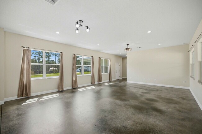 Building Photo - Country Living with Modern Convenience!