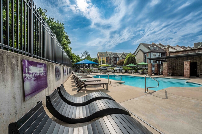Building Photo - Township 28