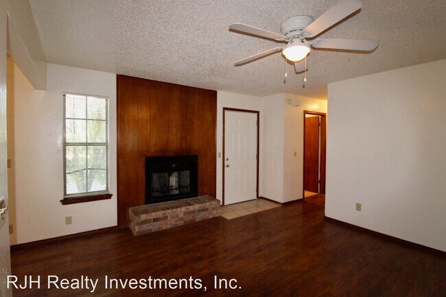 Building Photo - 2 br, 1 bath Apartment - 1900 Dover 1900 D...