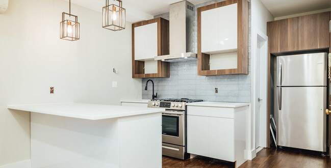 Foto del edificio - 389 Willoughby Ave