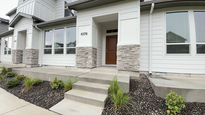 Foto principal - Roe Street Townhomes 2