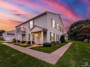 Building Photo - 3115 Sunnyside Ct
