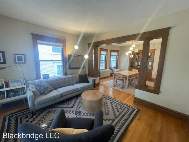 Building Photo - 4 br, 2 bath House - 1720 Laurel Avenue