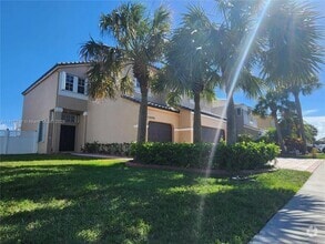 Building Photo - 15840 NW 16th Ct