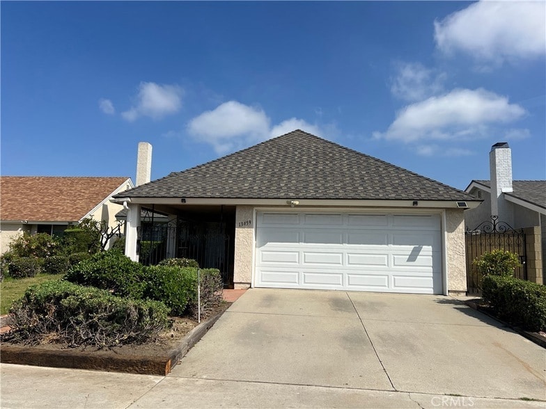 Foto del edificio - 13459 Felson St