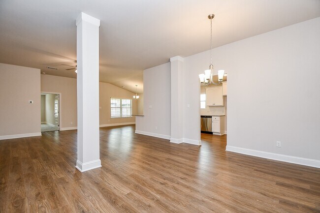 Foto del edificio - 2700 Diamond Reef Ln