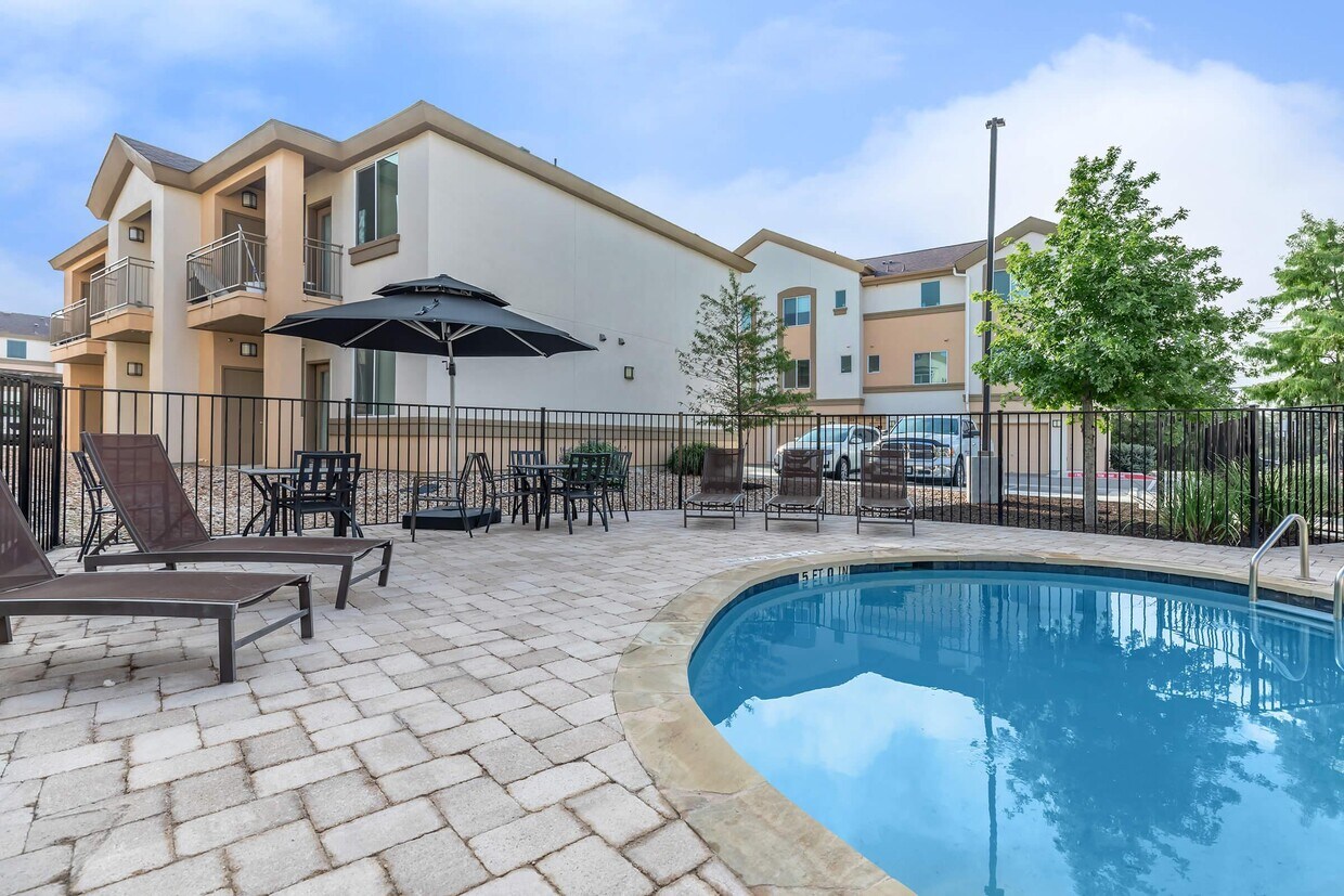 Primary Photo - Skyline Splendor: Two-BR Living with Panor...