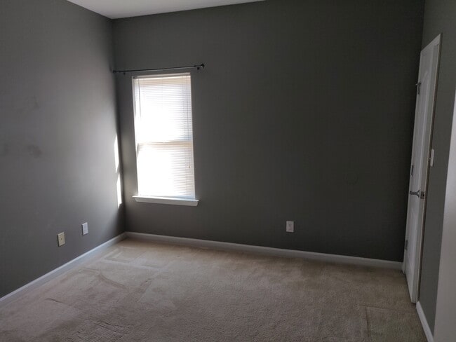 Foto del edificio - 5254 Cottage Ln