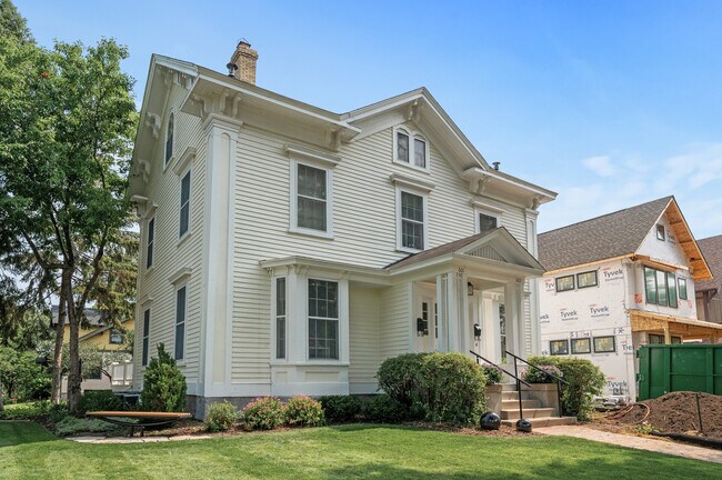 Foto del edificio - 603 5th St SE