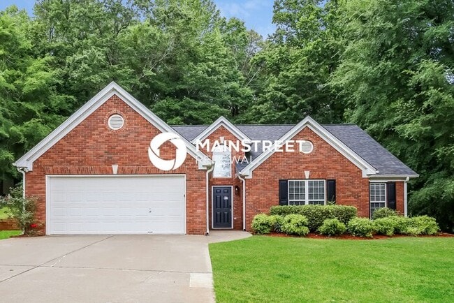 4 Bedroom Pet-Friendly Home in Hoschton, GA with Main Street Renewal - 4 Bedroom Pet-Friendly Home in Hoschton, GA with Main Street Renewal