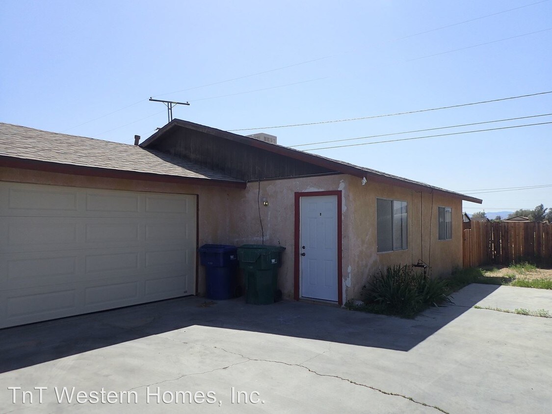 139 S Norma St, Ridgecrest, CA 93555 Condo for Rent in Ridgecrest, CA