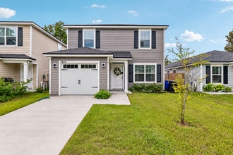 Building Photo - 7624 Cocoa Ave