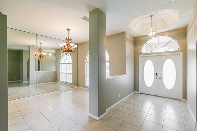 Building Photo - 109 Black Olive Crescent