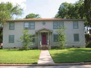 Primary Photo - 502 W Kings Hwy