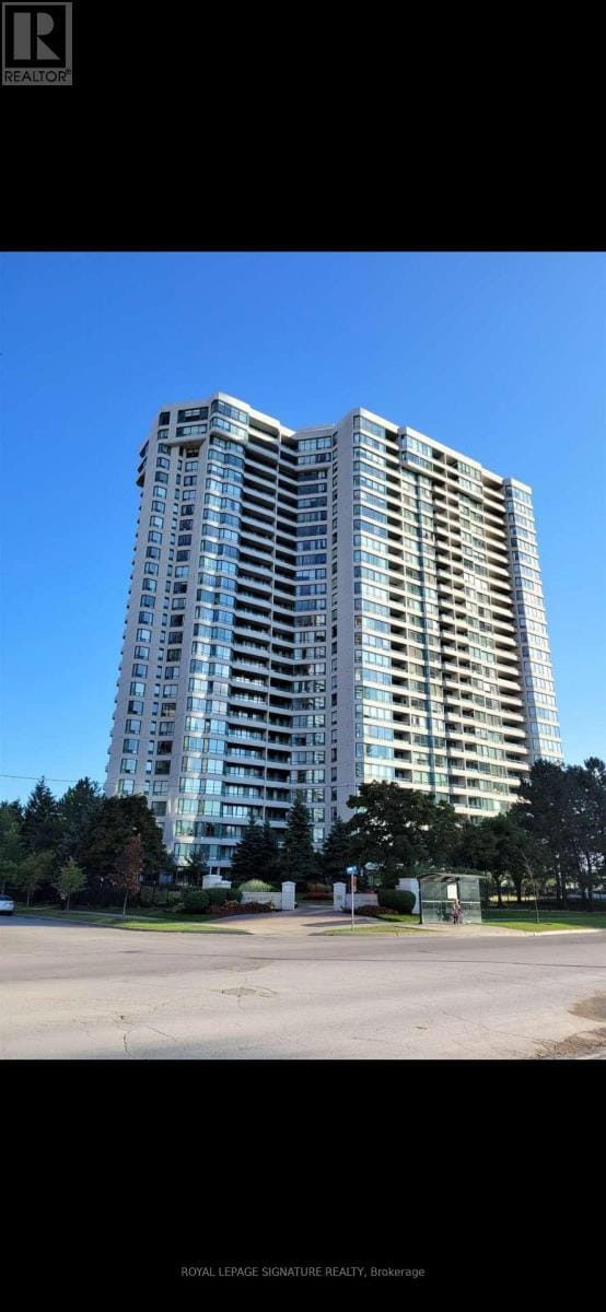 Building Photo - 550 Webb Dr