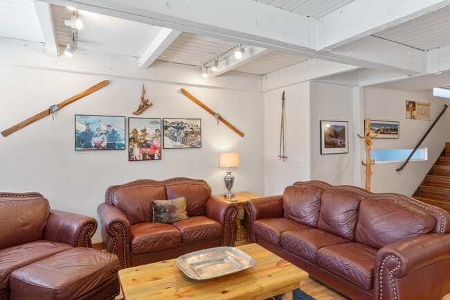 Foto del edificio - 747 W Pacific Ave