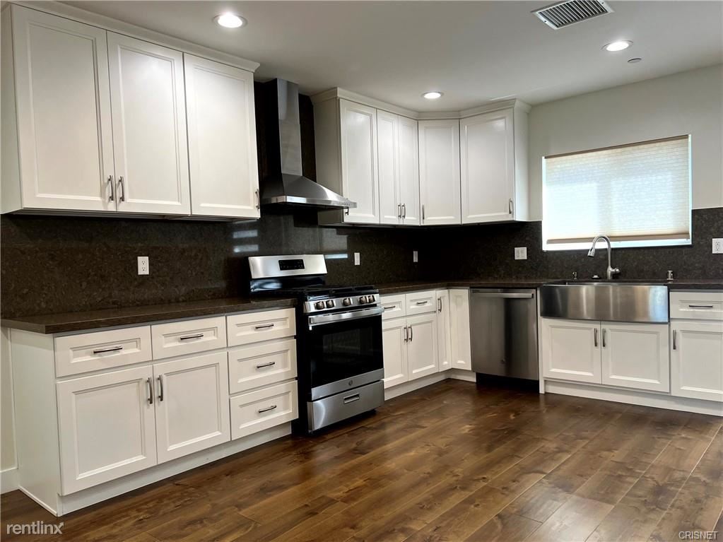 Primary Photo - 3 br, 3 bath House - 6308 Costello Ave
