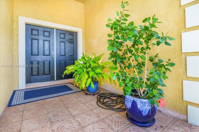 Foto del edificio - 1001 NW 47th St