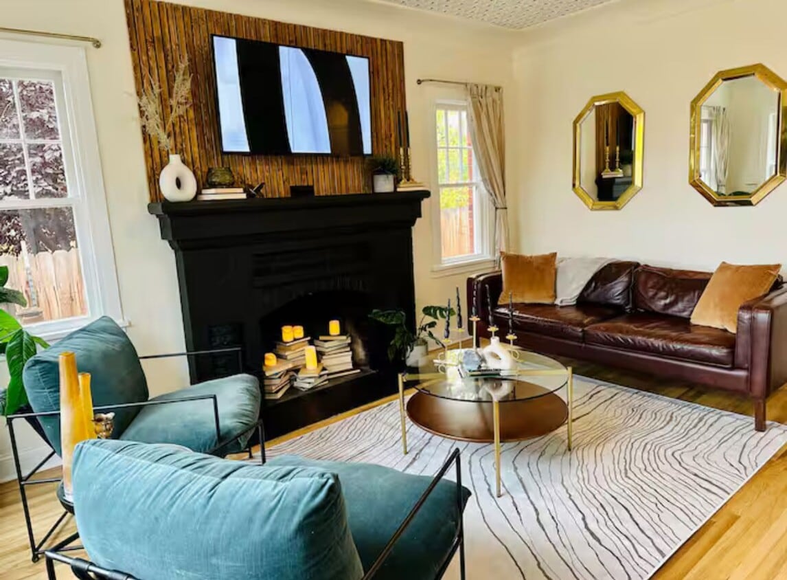 Foto principal - Midtown Charmer on Large Lot