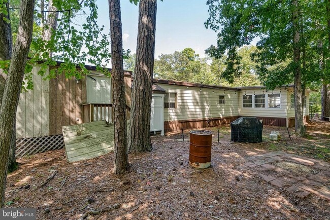 Building Photo - 34490 Virginia Dr