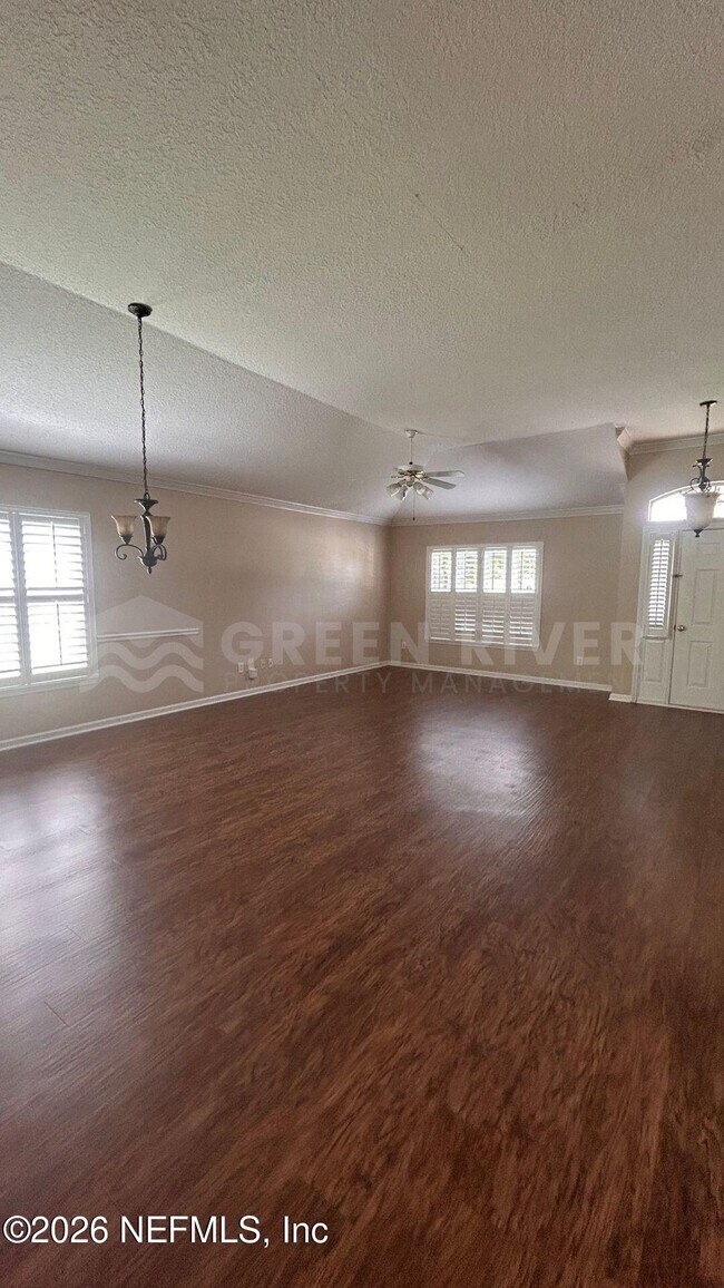 Foto del edificio - 2522 Willow Creek Dr