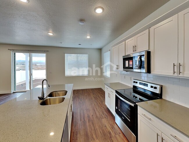 Foto del edificio - 1212 Redbud Drive