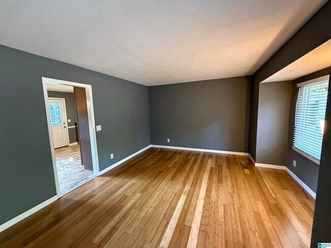Building Photo - 5330 Tyler Loop Rd