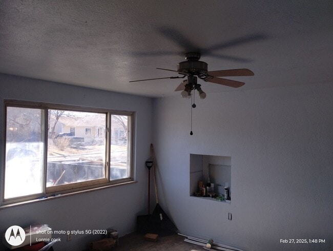 Building Photo - Spacious 4BR House in Denver