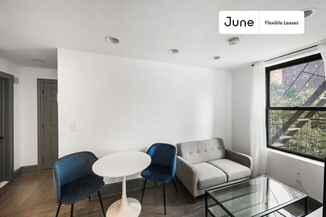 Foto del edificio - 345 E 21st St