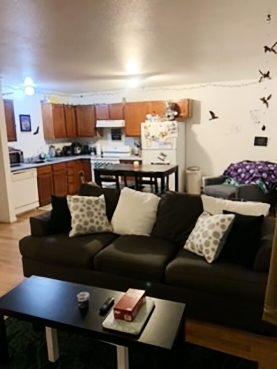 Foto principal - 1343 Cherry St