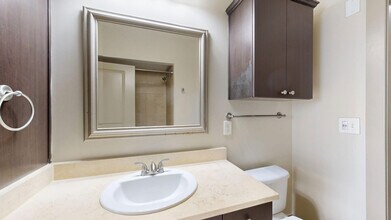 Interior Photo - Domain College Park