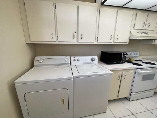 Foto del edificio - 15462 Gulf Blvd