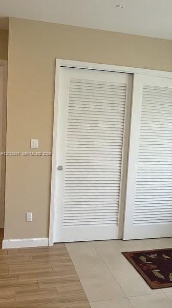 Foto del edificio - 223 Marine Ct