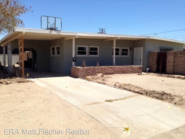 Primary Photo - 1323 S 11th Ave