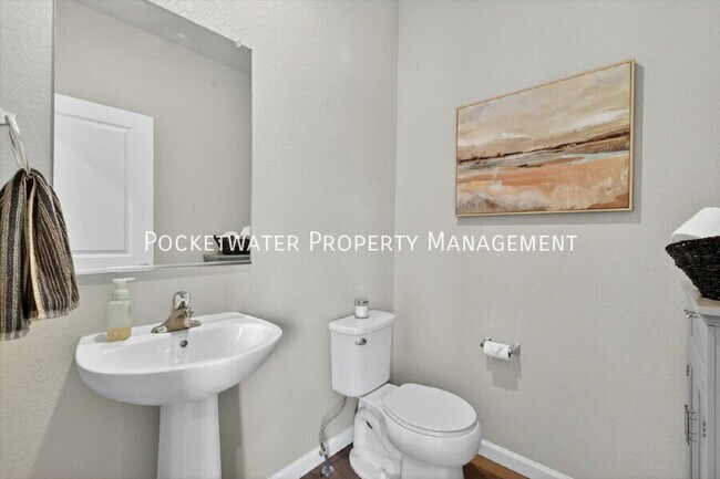 Foto del edificio - 7219 Big Thompson Ct