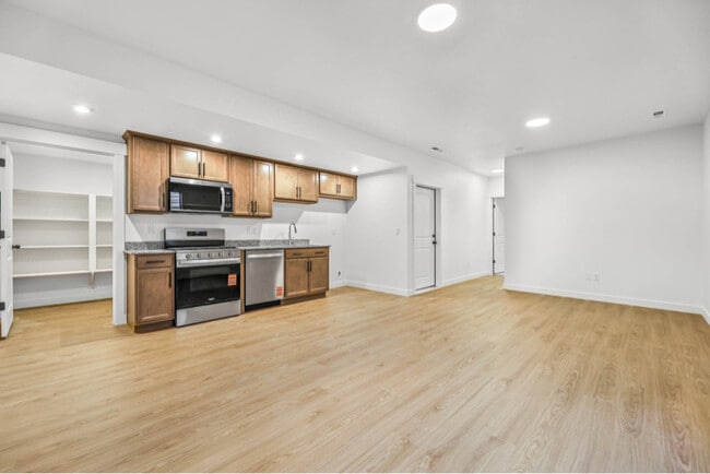 Building Photo - 3509 E 1120 S