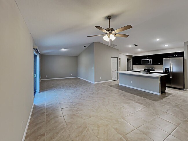 Foto del edificio - 2677 SW Fair Isle Rd