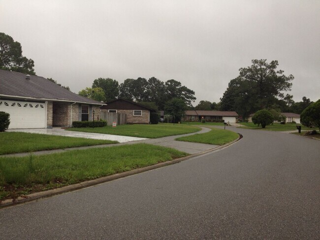 Building Photo - Charming 3-bedroom, 2-bath single-family home for rent