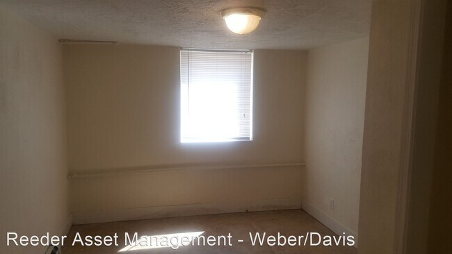Building Photo - 2736 Madison Ave