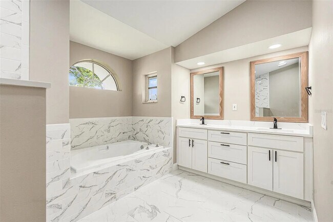 Building Photo - 5092 Abagail Dr