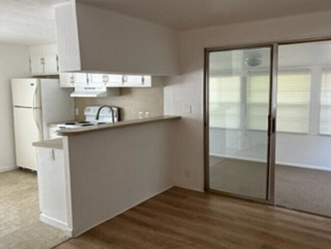 Building Photo - 2 bedroom mobile home in Port Orange