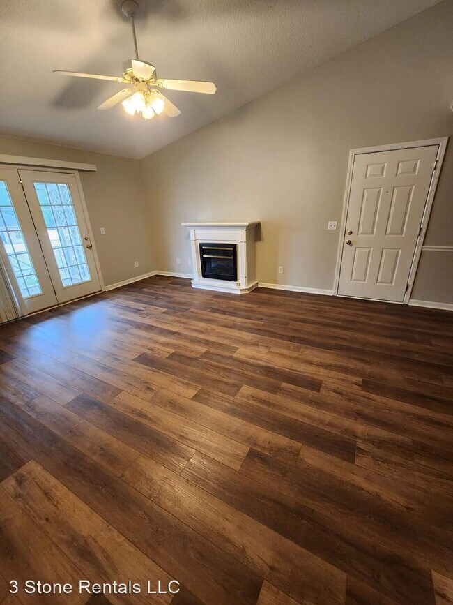 2 br, 2 bath House 1730 Oakdale Terrace House Rental in