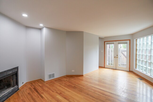 Foto del edificio - 1918 N Halsted St