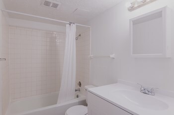 Foto del edificio - Sandra Apartments
