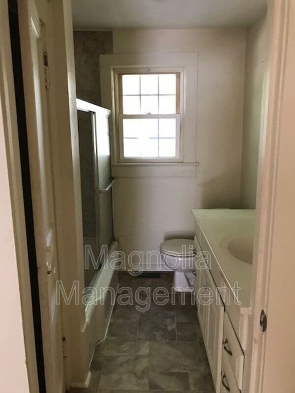 Foto del edificio - 311 Davis St