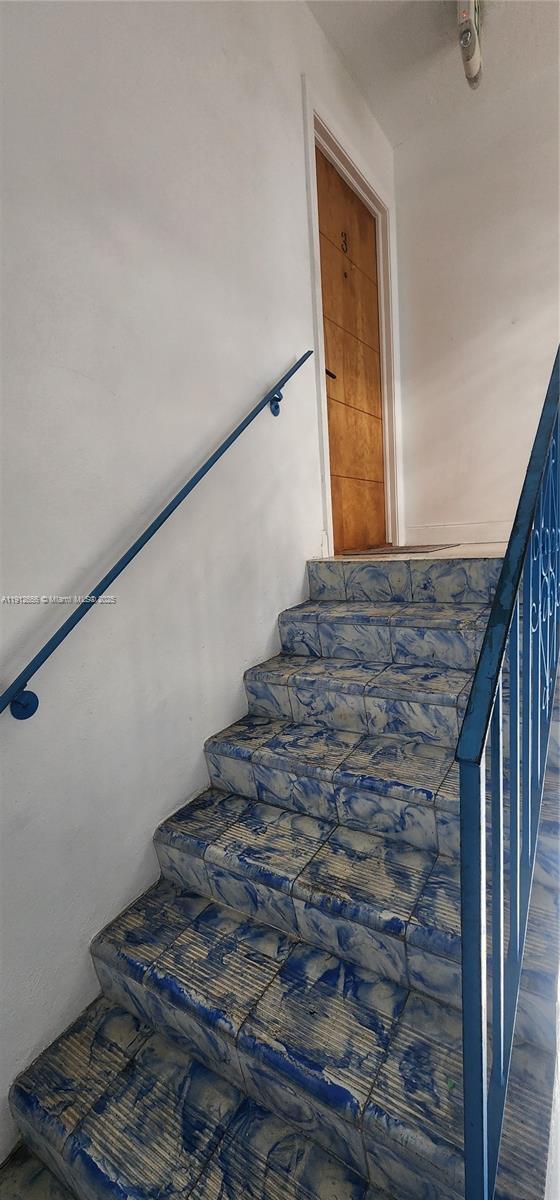 Foto del edificio - 1960 SW 27th Ave